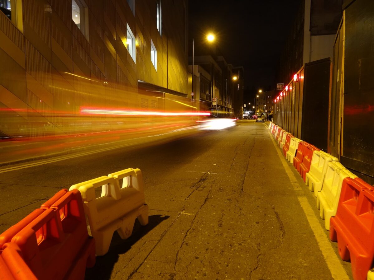 qual o melhor holofote para obras públicas?